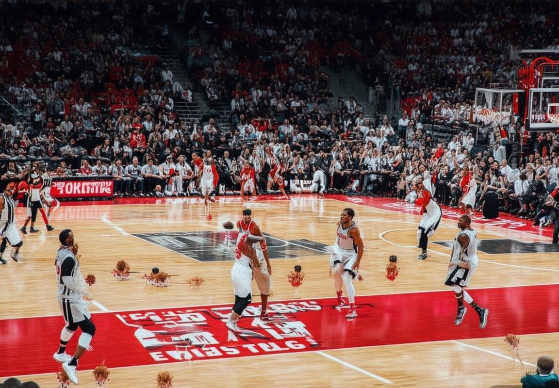 2019火箭VS马刺经典对决：赛点风云精彩瞬间回顾