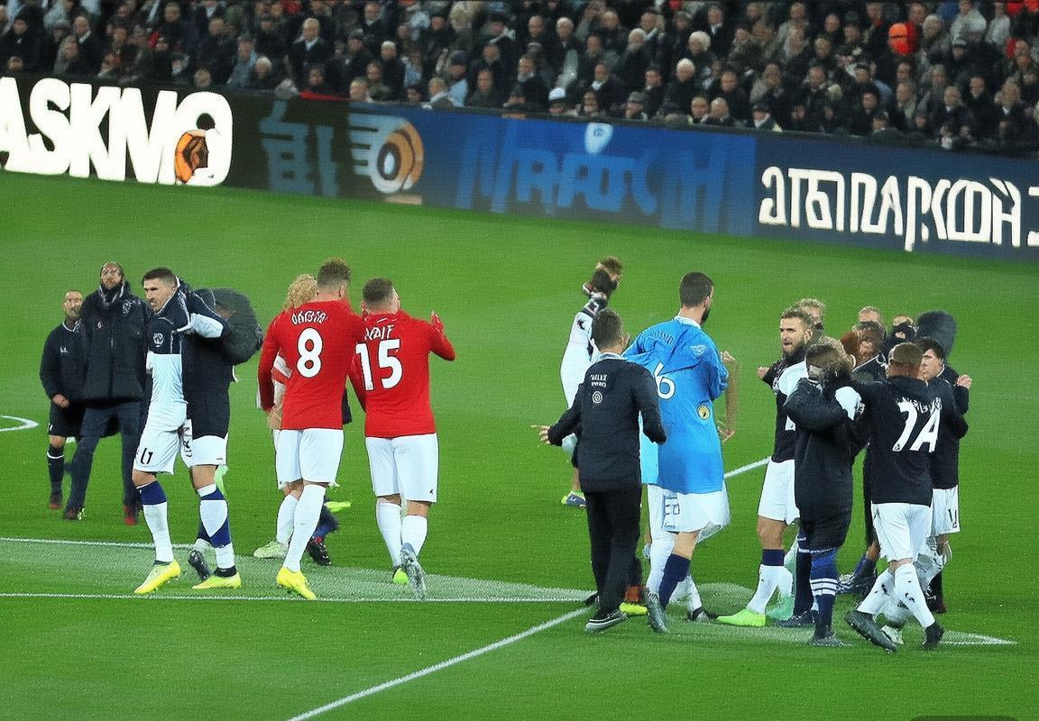 2018英超巅峰对决：热刺曼城战术解析与精彩瞬间